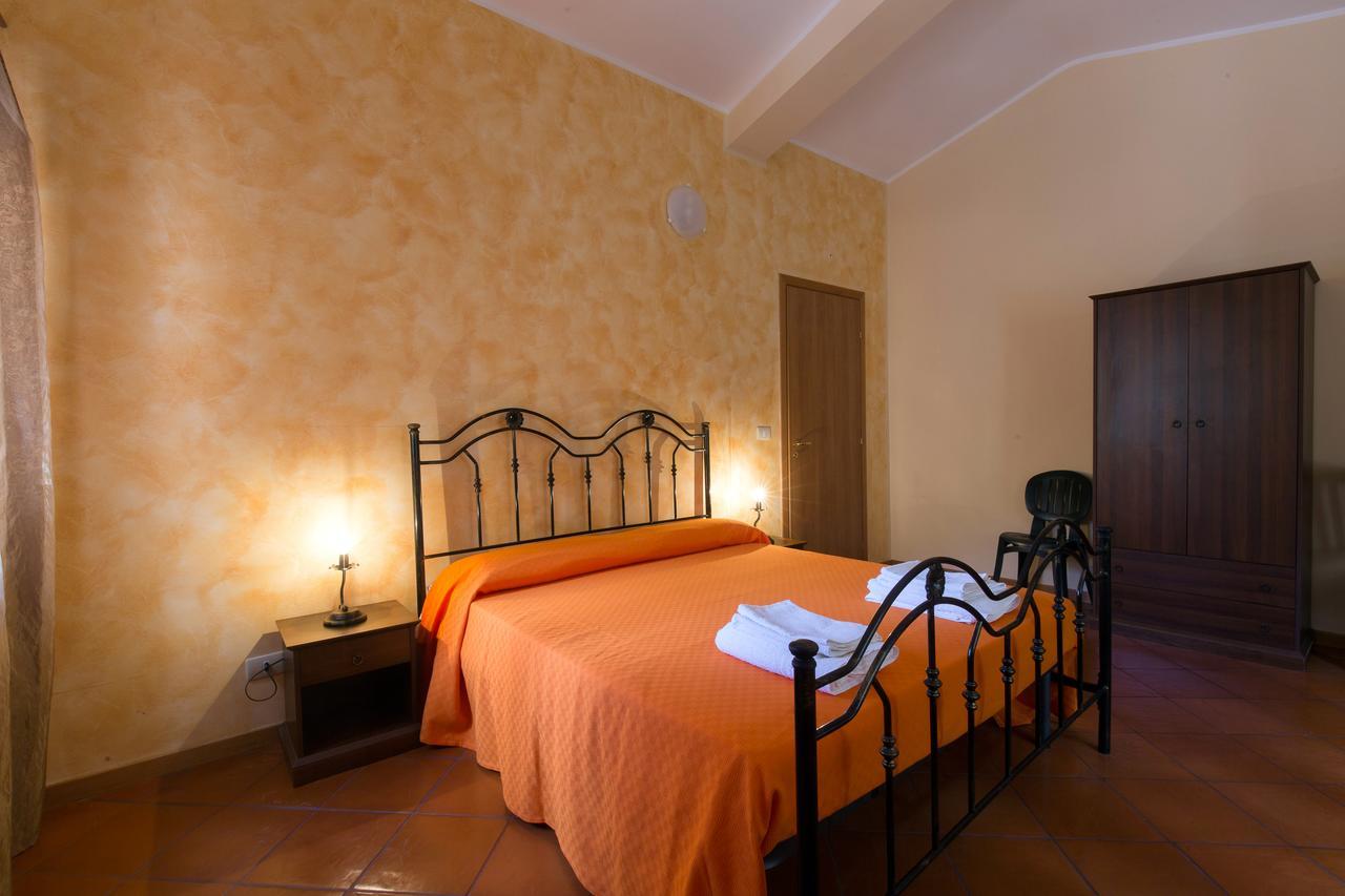 Turismo Rurale Il Sole Villa Sant'Angelo di Brolo Exterior photo